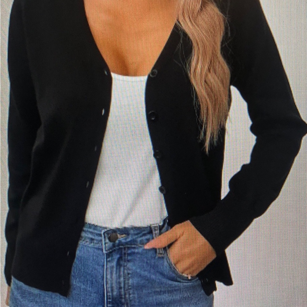 Woman’s Cardigan